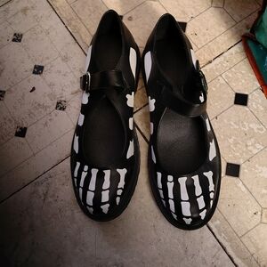 Skeleton Design Black and White Shoes